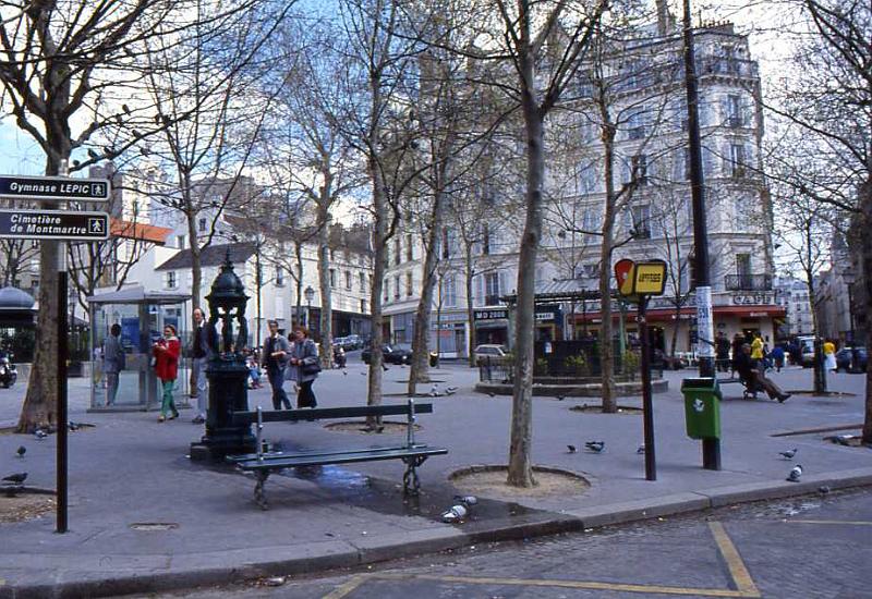 49-Quartiere di Montmartre,20 aprile 1987.jpg